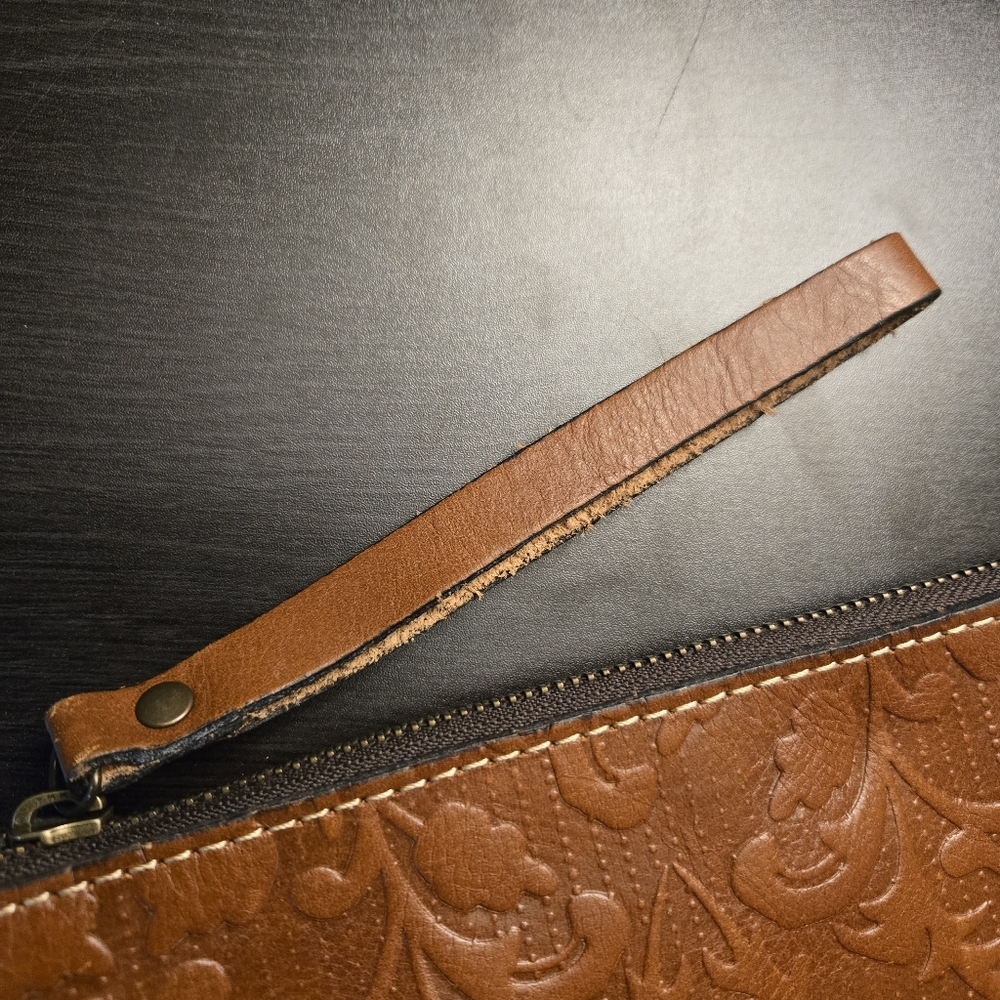 Patricia Nash Cassini Tooled Leather Wristlet Clutch Florence Brown - Picture 7 of 9